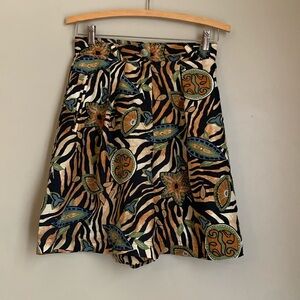 August silk vintage high rise 100% silk shorts
Floral animal print tan